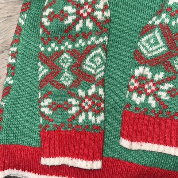 Ugly Christmas sweater with dog. Size Large kids - Picture 6 of 6